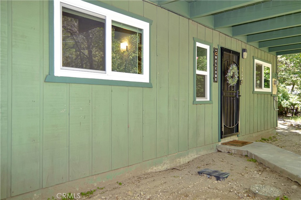 23641 Manzanita Property Photo 11