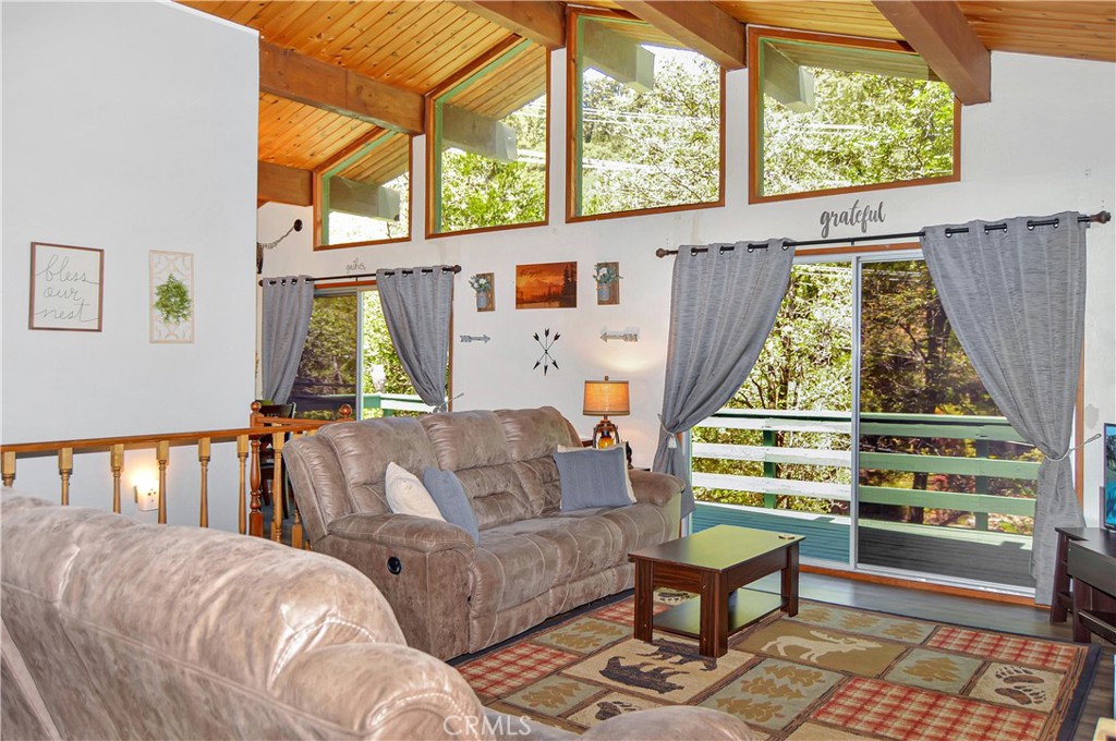 23641 Manzanita Property Photo 16
