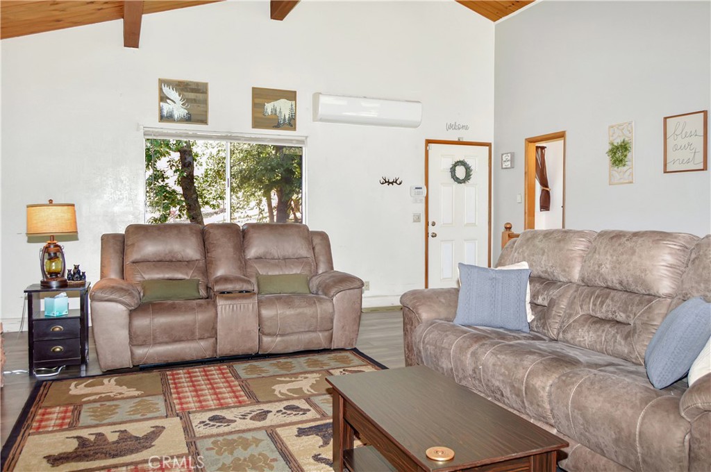 23641 Manzanita Property Photo 17