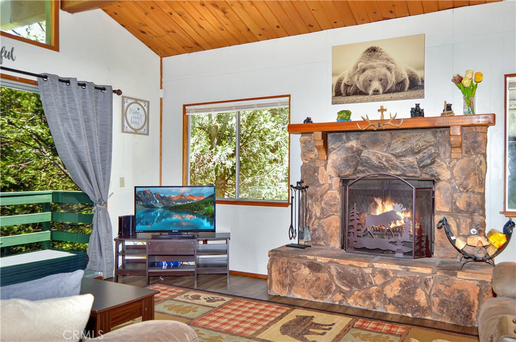 23641 Manzanita Property Photo 18