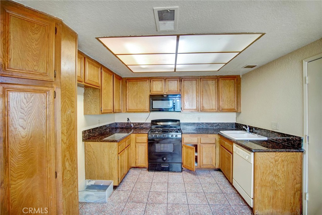 12168 Mount Vernon 47 Property Photo 10