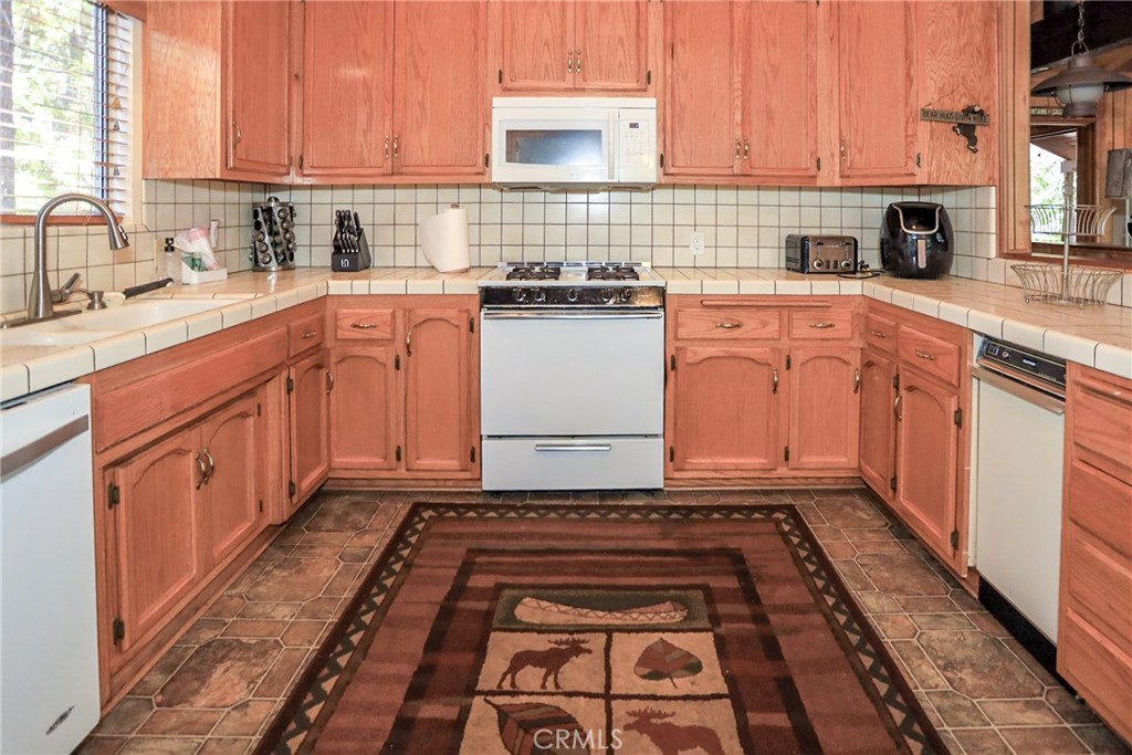 816 Tehama Property Photo 13