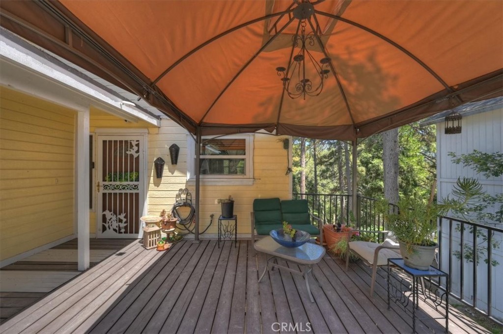 395 Wylerhorn Property Photo 4