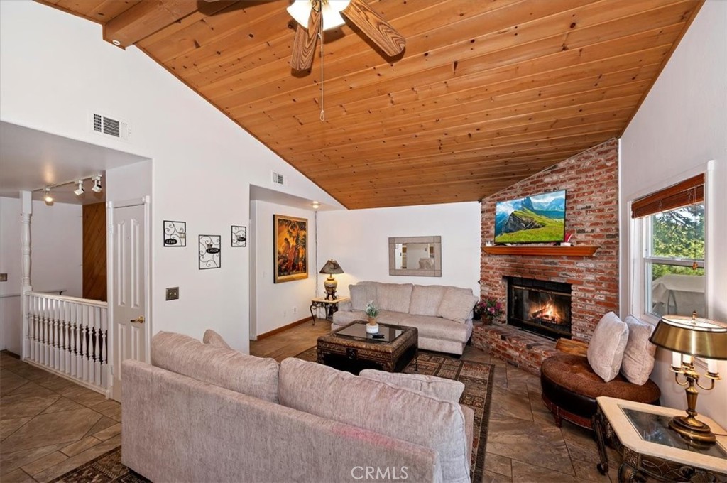 395 Wylerhorn Property Photo 9
