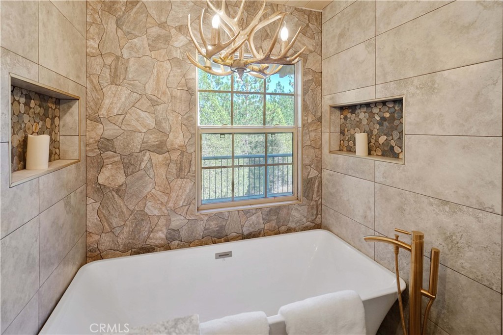 135 S Fairway Drive Property Photo 39