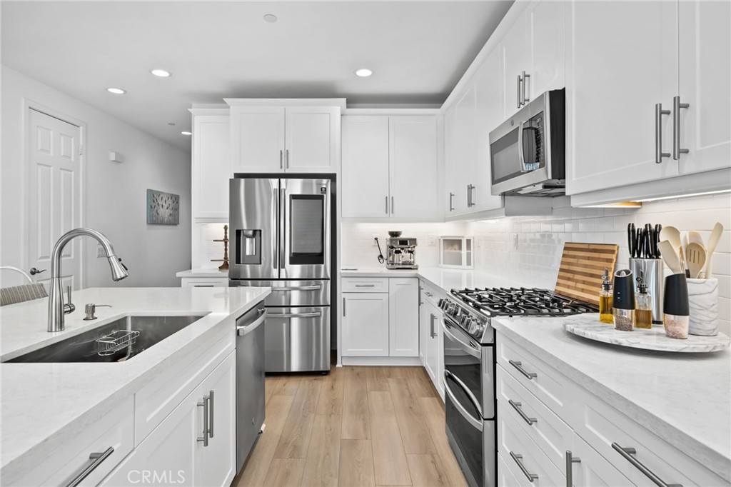23809 Solaris Court Property Photo 8