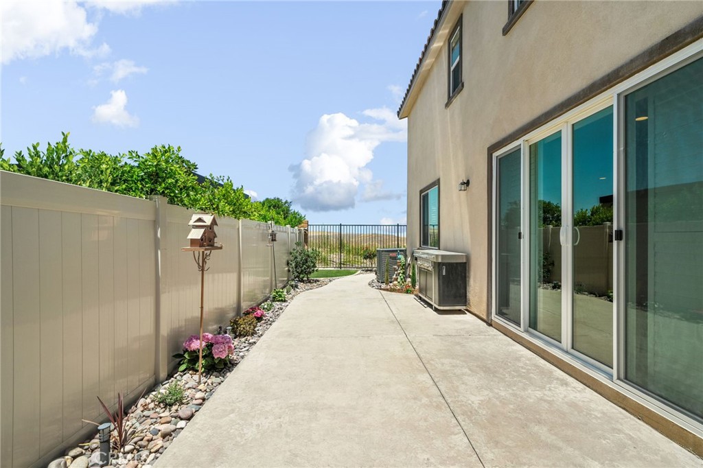 23809 Solaris Court Property Photo 37