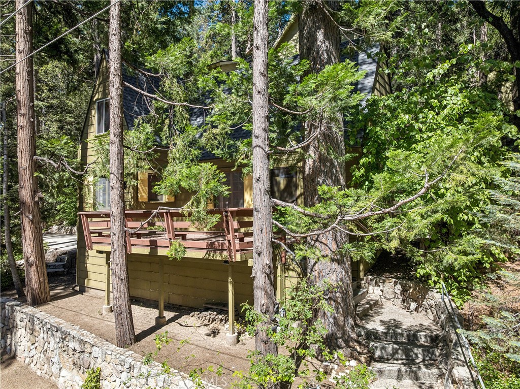 404 Hillside Property Photo 20