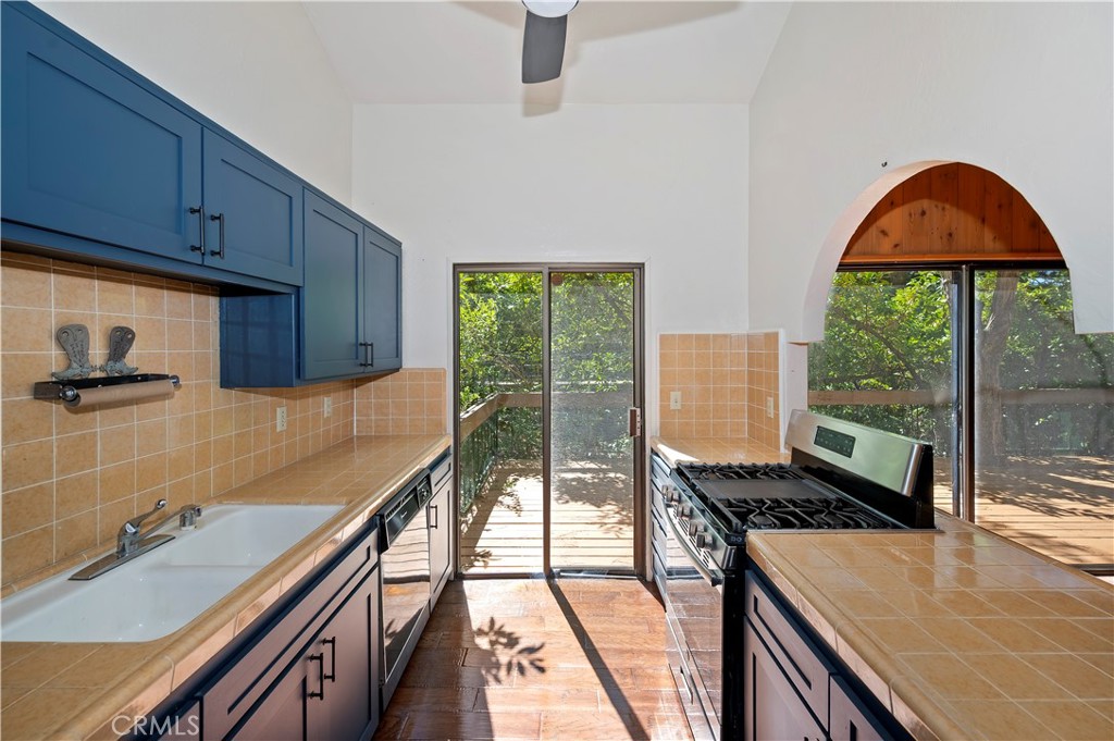 27821 Peninsula #330 Property Photo 15