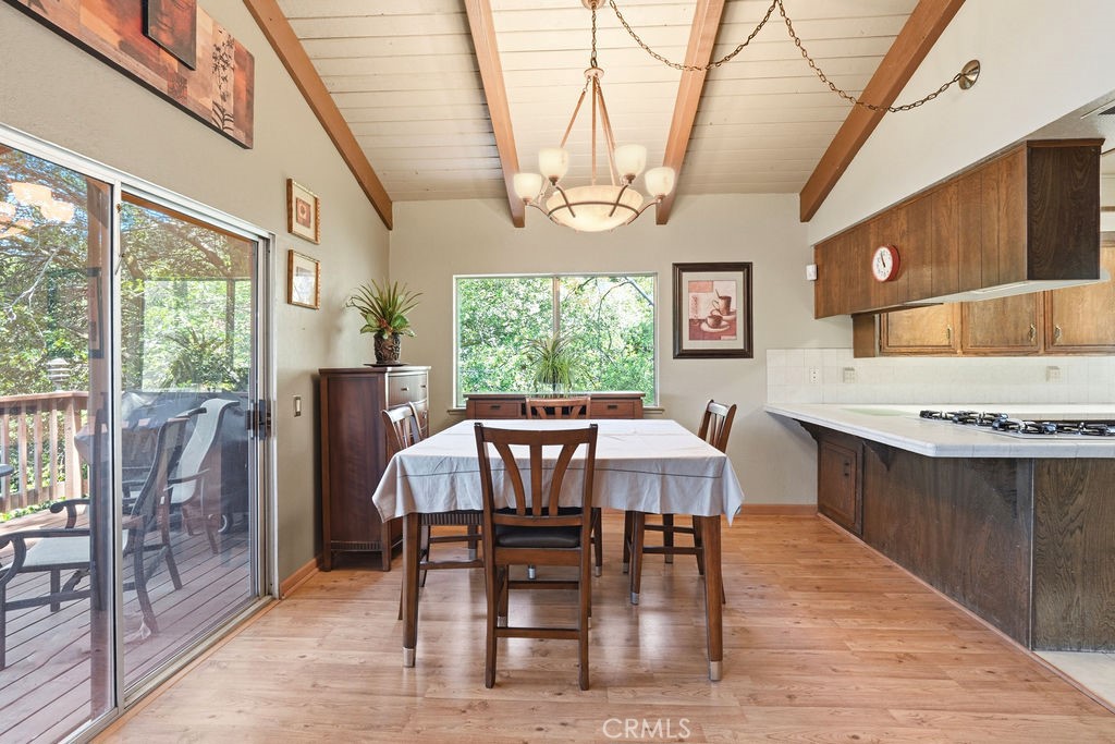 320 Delle Property Photo 14