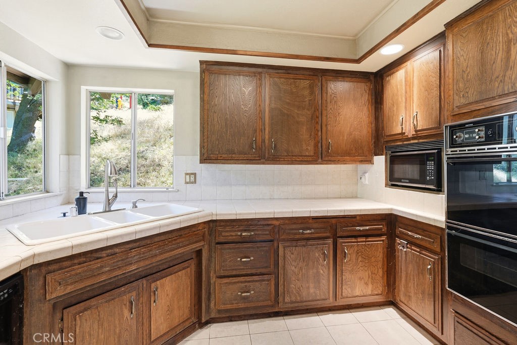 320 Delle Property Photo 19