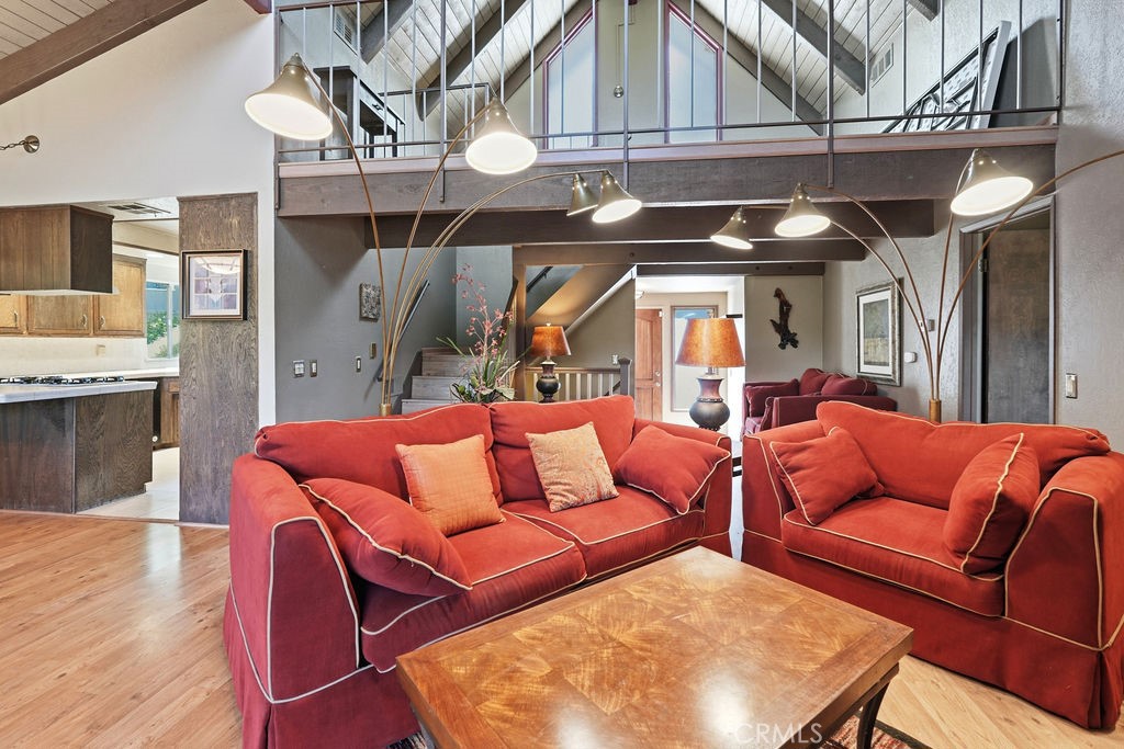 320 Delle Property Photo 21