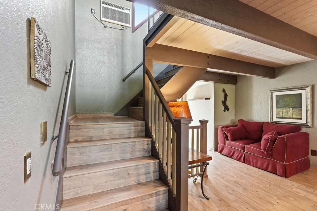 320 Delle Property Photo 31