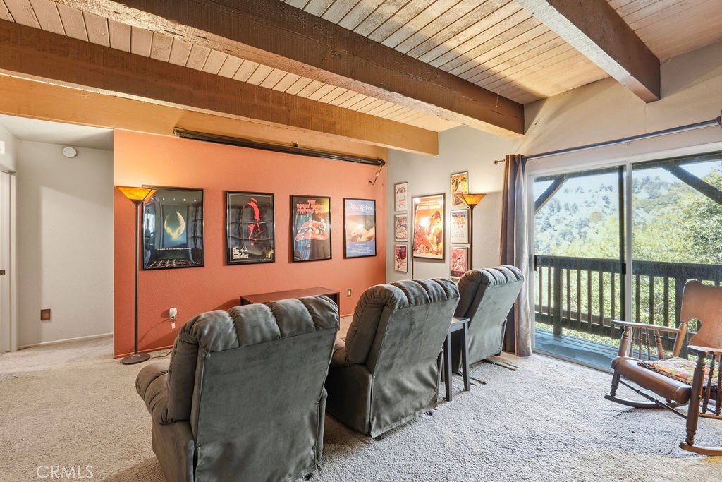 320 Delle Property Photo 36