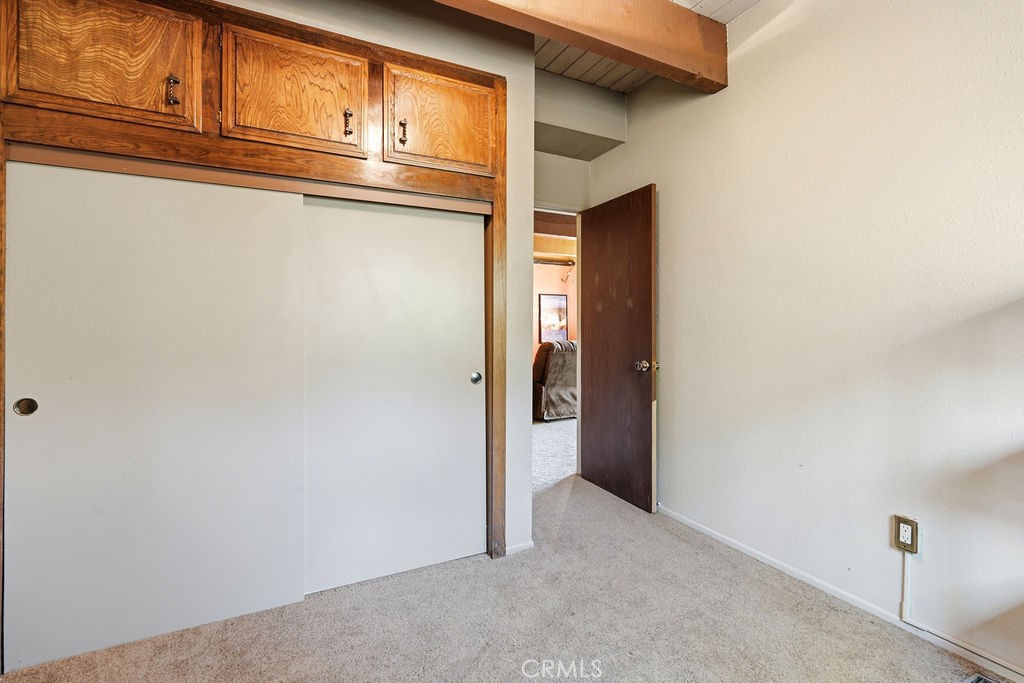 320 Delle Property Photo 40