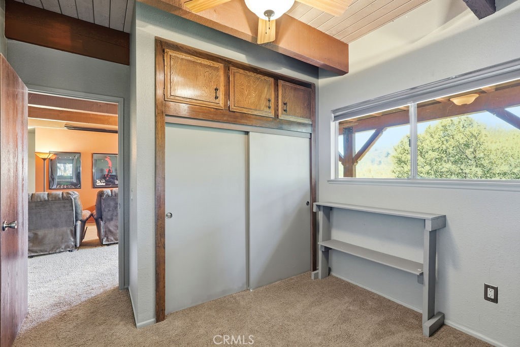 320 Delle Property Photo 42