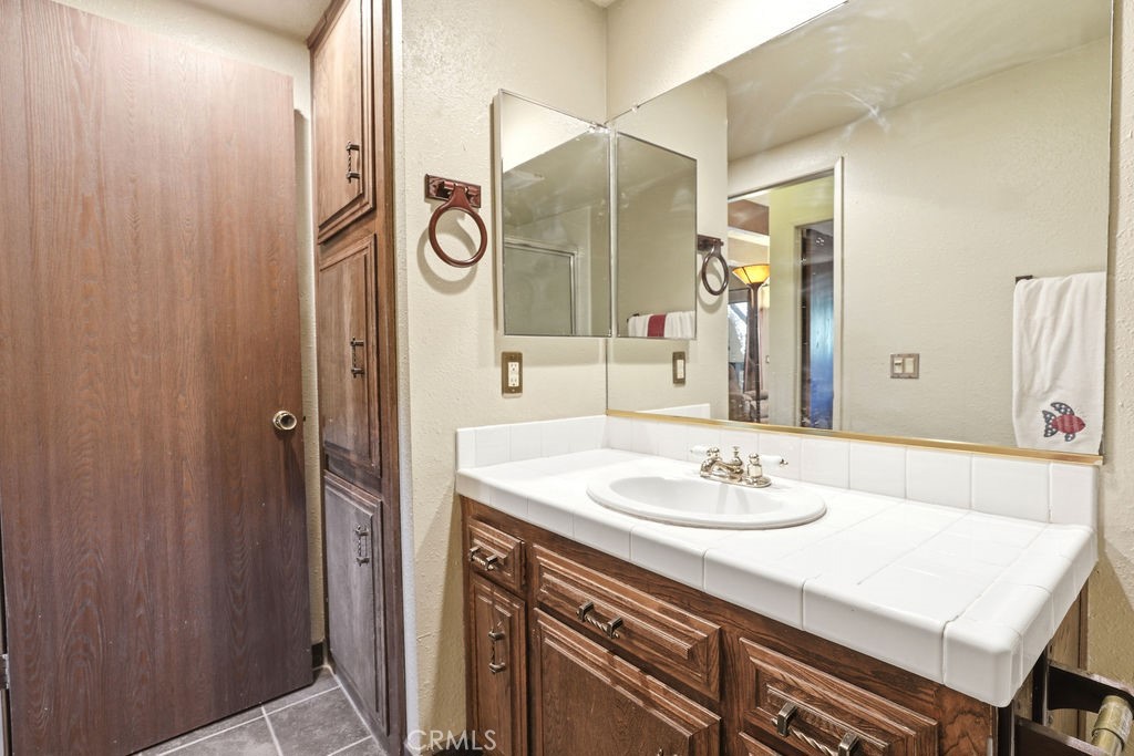 320 Delle Property Photo 44