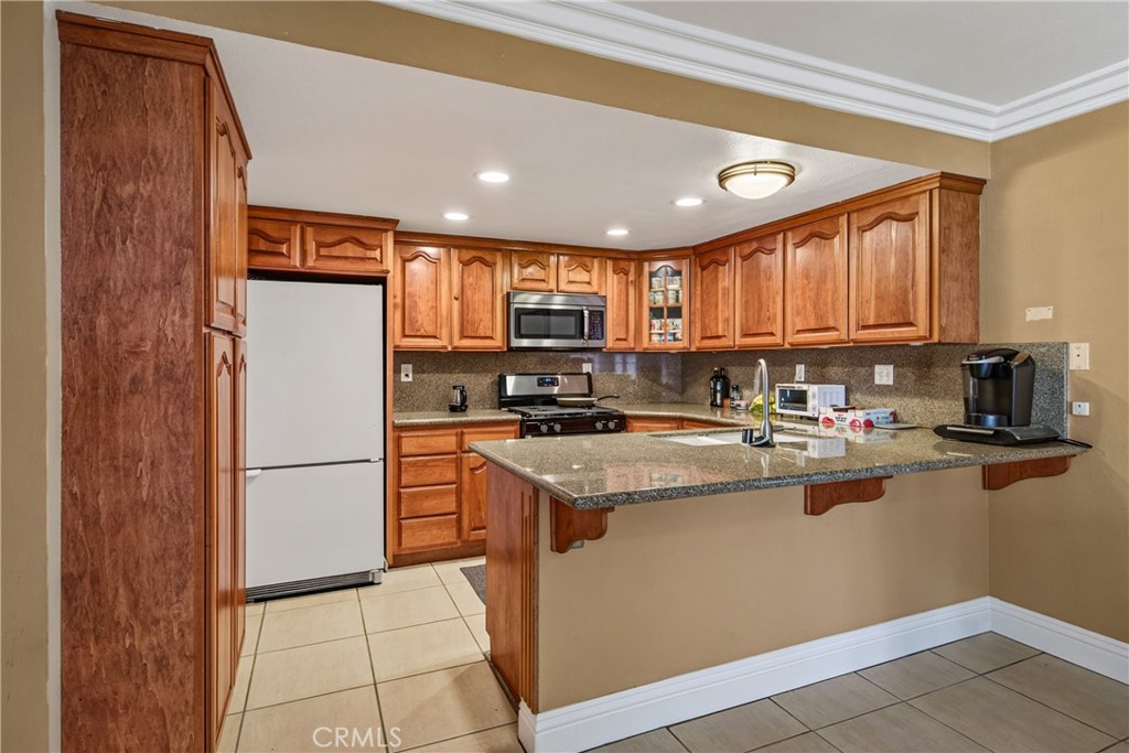 649 E Fairfield Court Property Photo 10