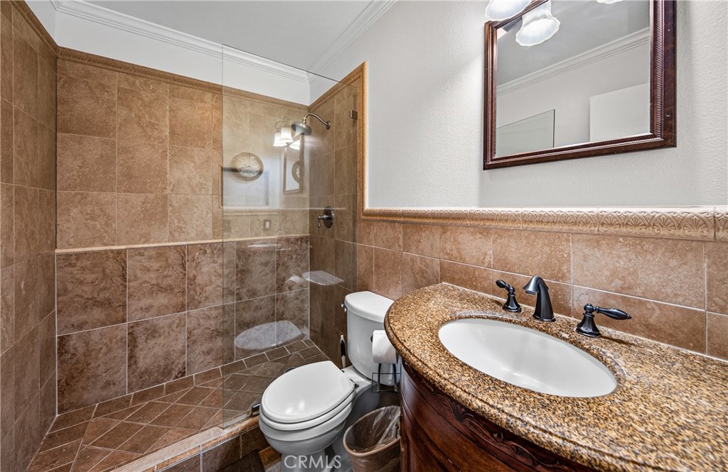 649 E Fairfield Court Property Photo 15