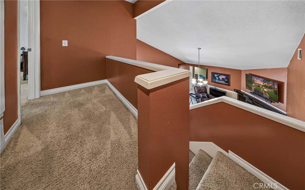 649 E Fairfield Court Property Photo 17