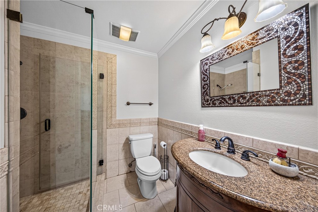 649 E Fairfield Court Property Photo 19