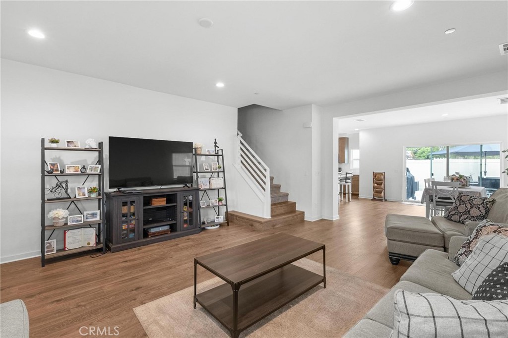 31960 Chagall Way Property Photo 7