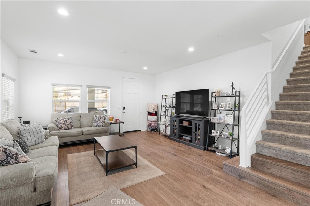 31960 Chagall Way Property Photo 23