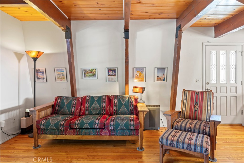 26509 Lake Forest Drive Property Photo 4