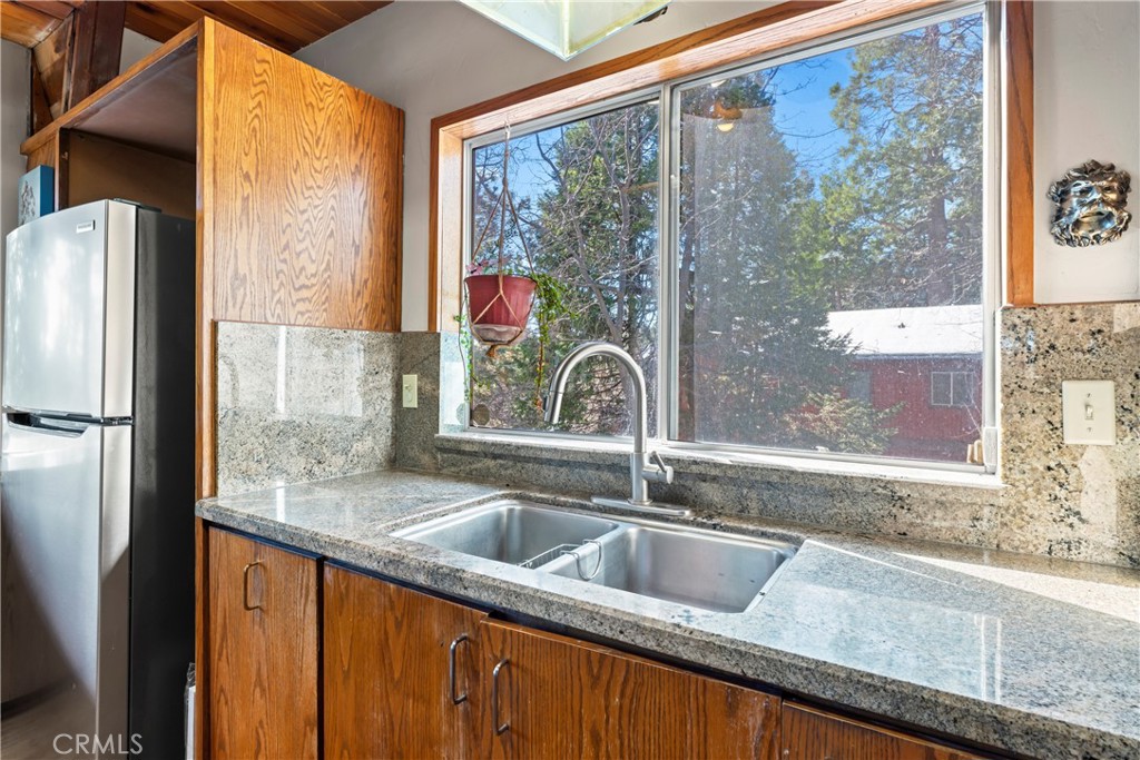 26509 Lake Forest Drive Property Photo 8