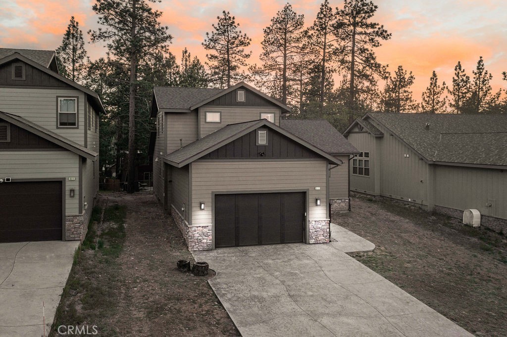 812 Pine Meadow Court Property Photo 3