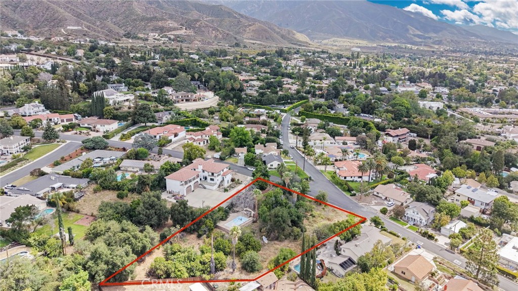 2415 Sierra Property Photo 2