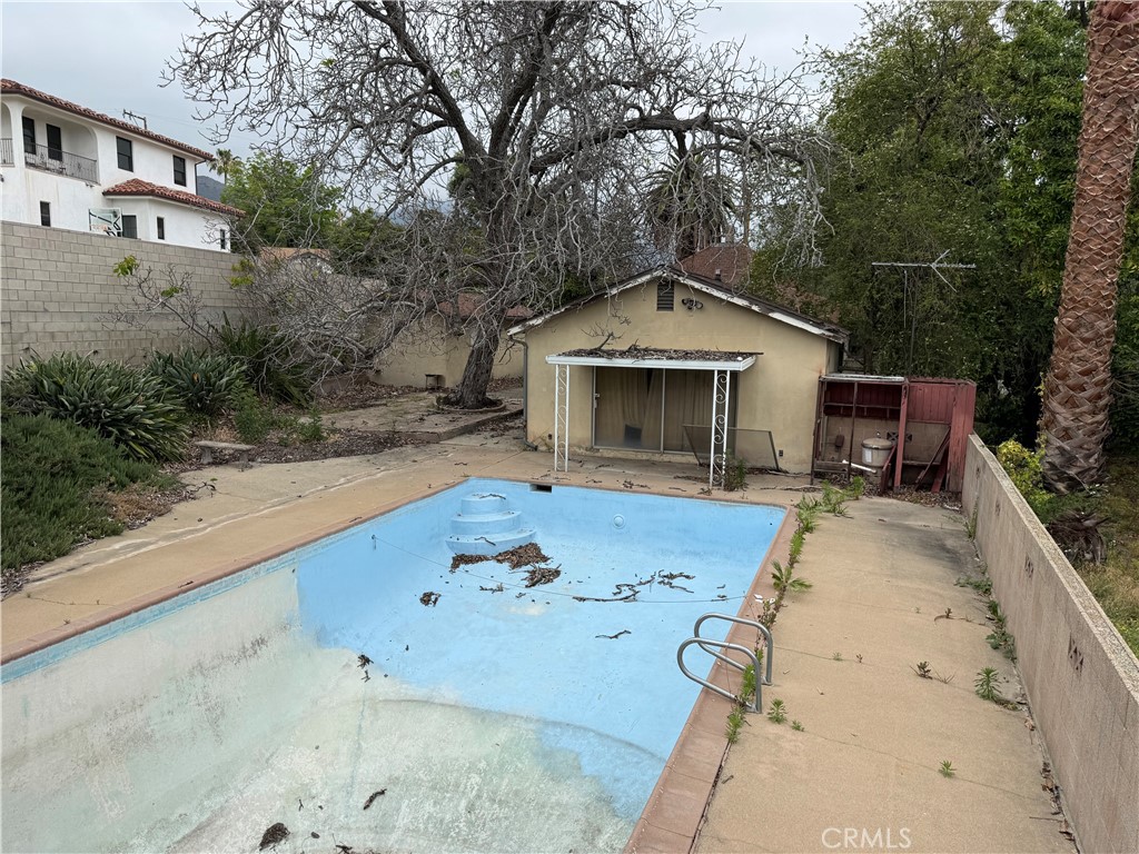 2415 Sierra Property Photo 42