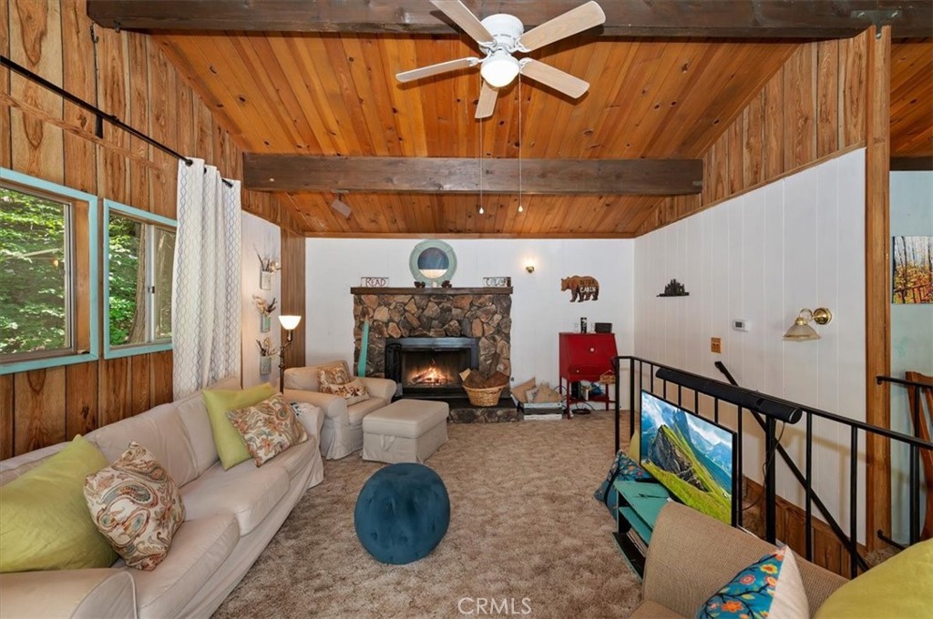 802 Knight Court Property Photo 10