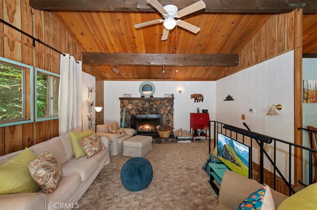802 Knight Court Property Photo 10