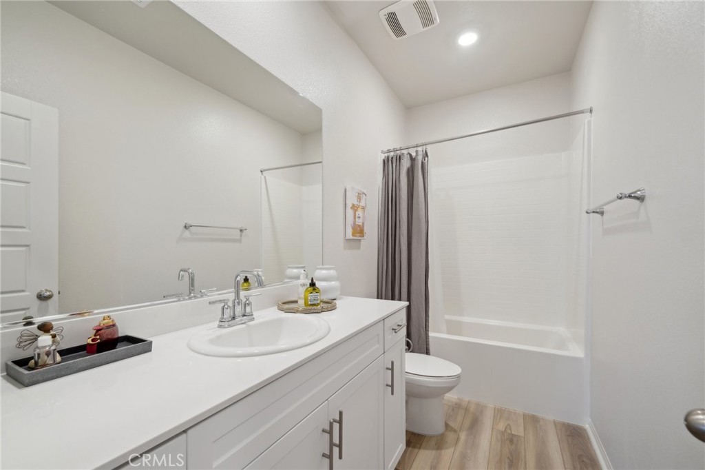 40567 Birchfield Drive Property Photo 18
