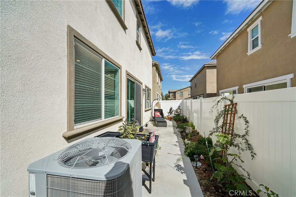 40567 Birchfield Drive Property Photo 21