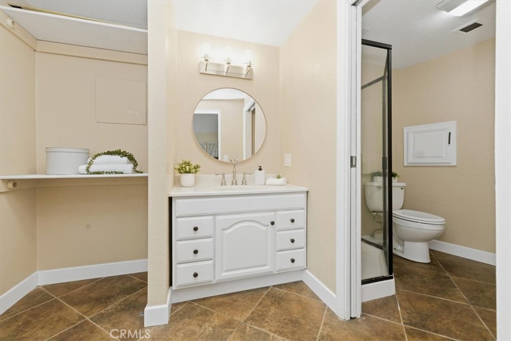 700 E Ocean 601 Property Photo 30
