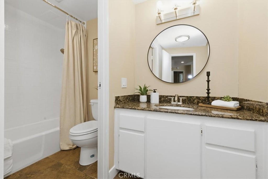 700 E Ocean 601 Property Photo 35