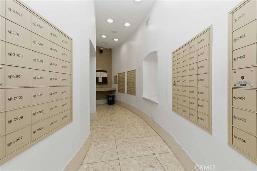 700 E Ocean 601 Property Photo 44