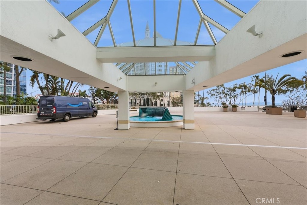 700 E Ocean 601 Property Photo 50