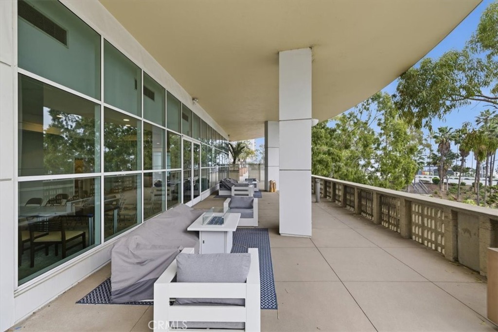 700 E Ocean 601 Property Photo 51