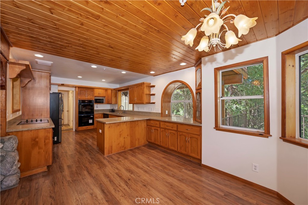 550 Coyote Trail Property Photo 16