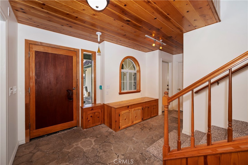 550 Coyote Trail Property Photo 21