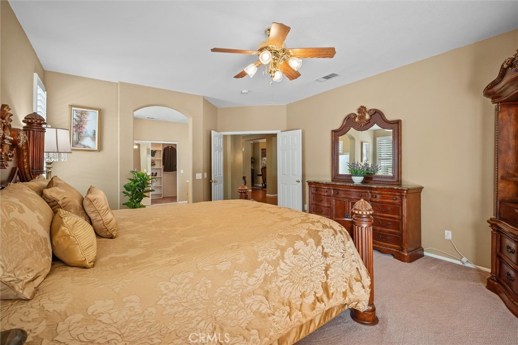 1856 Plainfield Property Photo 28