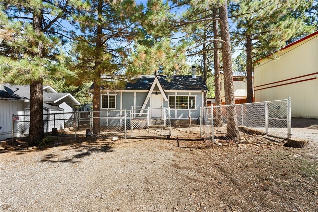 225 Sunset Property Photo 1