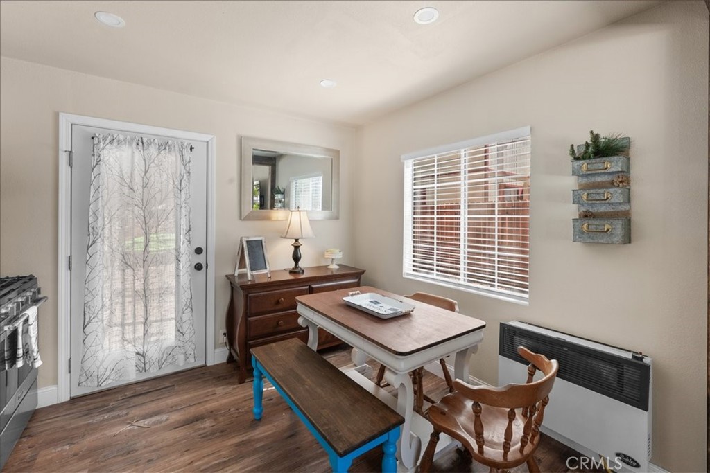 225 Sunset Property Photo 8