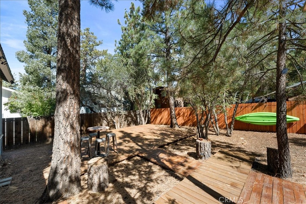 225 Sunset Property Photo 22