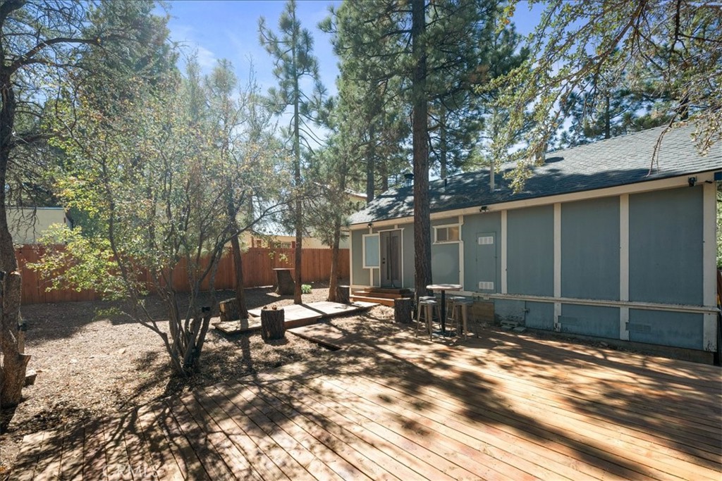 225 Sunset Property Photo 24
