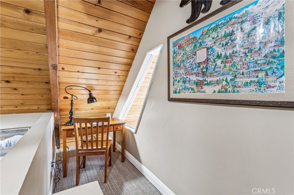 30834 Live Oak Property Photo 14