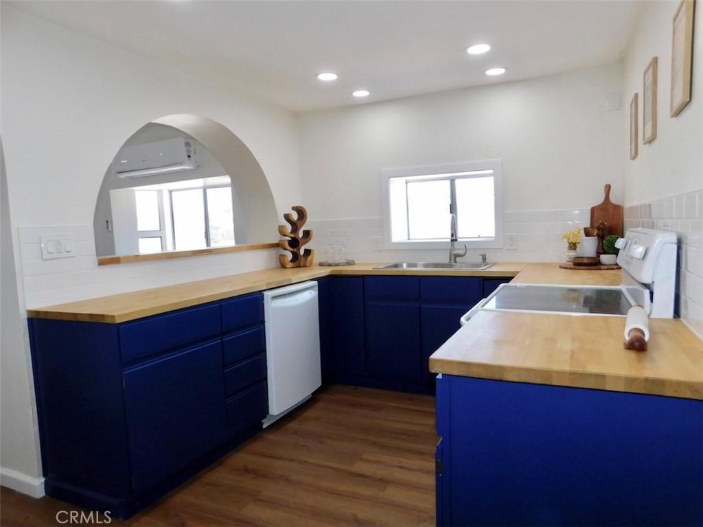 503 Palm Property Photo 26
